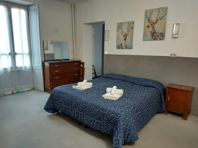 Bedroom 5, Hotel Sommeiller, Torino