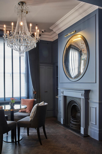 Public Area 3, Tophams Hotel, London