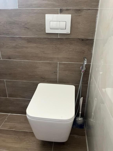 Bathroom 3, Hotel Portokali, Vlorës
