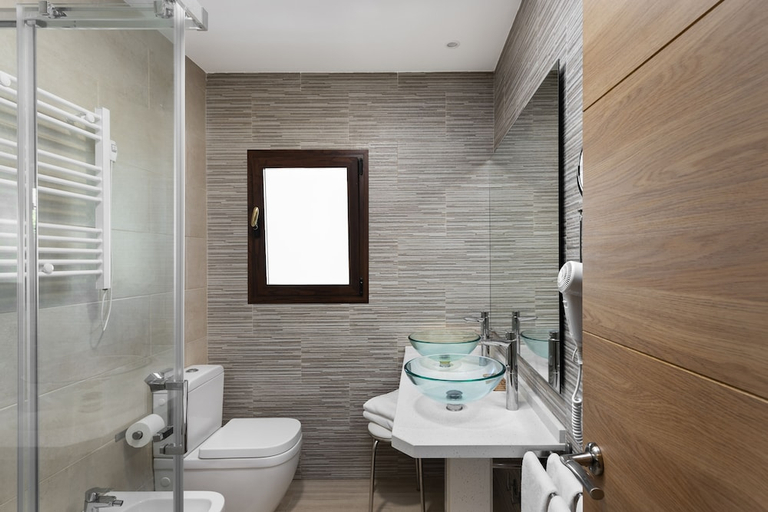 Bathroom 3, APARTAMENTOS CORTIJO FONTANILLA, Cádiz