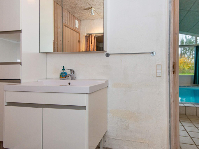 Bathroom 4, person holiday home in Knebel, Syddjurs