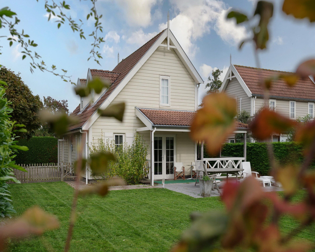 Garden, Charming Coastal Escape, Kapelle