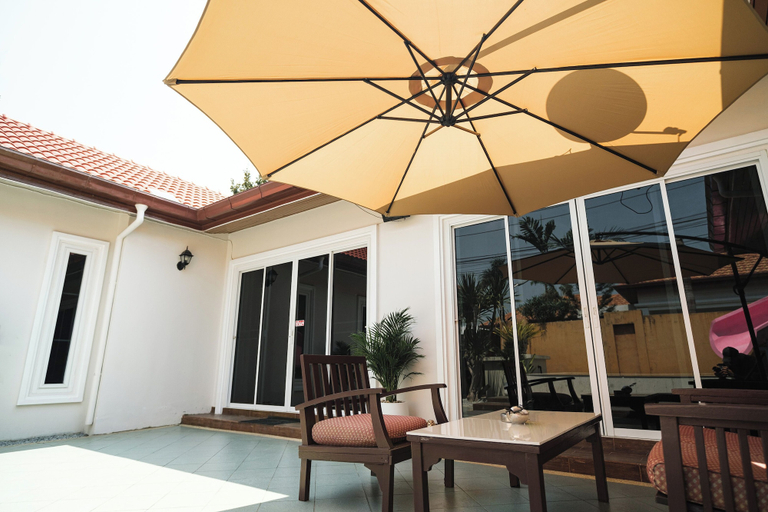 Exterior & Views 2, Massarossa Pool Villa Pattaya, Pattaya