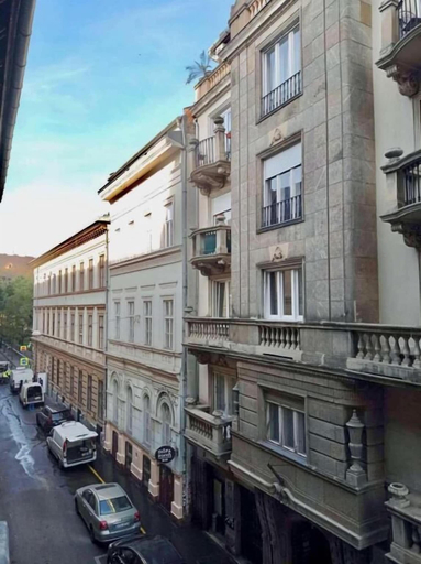 Exterior & Views 2, City View Apartment SOHO, Budapesti