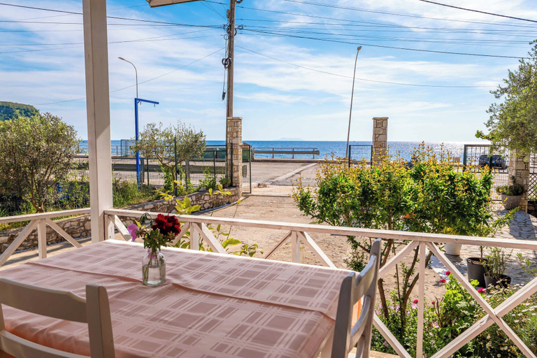 Others 5, Hotel Portokali, Vlorës