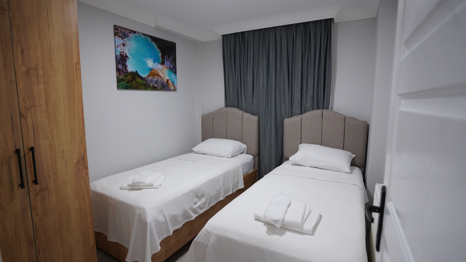 Bedroom 3, Grand Family Home, Merkez