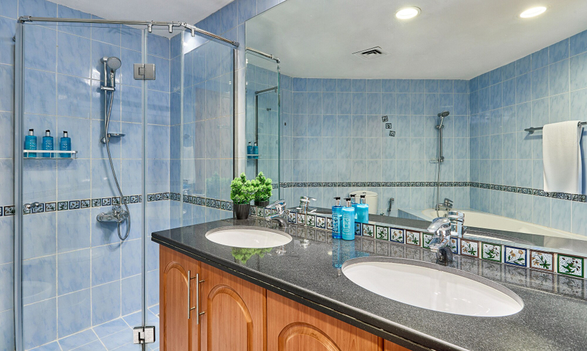 Bathroom 3, bnbme | Damac Waves Tower | 3 + Maids, Dubai