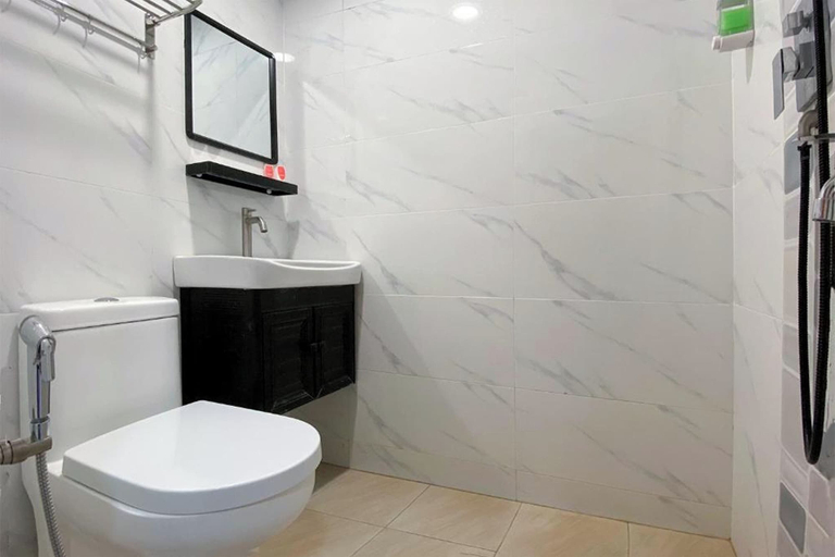 Bathroom 3, Coop Hotel Kangar, Perlis