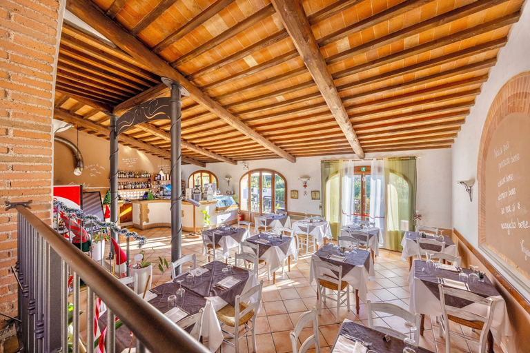 Food & Drinks, Resort with pool in Riparbella, Pisa
