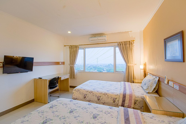 Bedroom 8