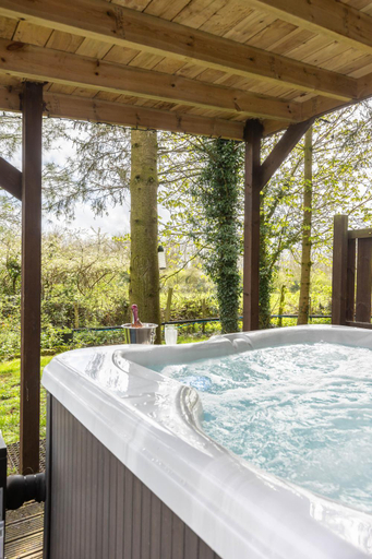 Sport & Beauty 2, Rocklands Lodges, North Yorkshire