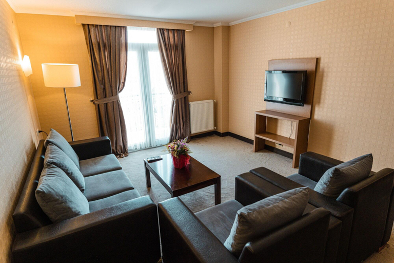 Bedroom 3, Atabay Termal Hotel, Kozaklı