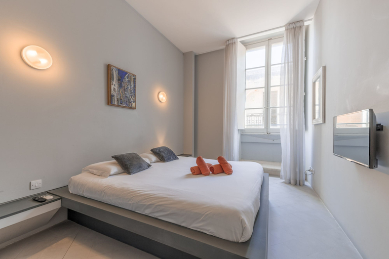 Room 5, Cozy Elegant 2BR Apartment