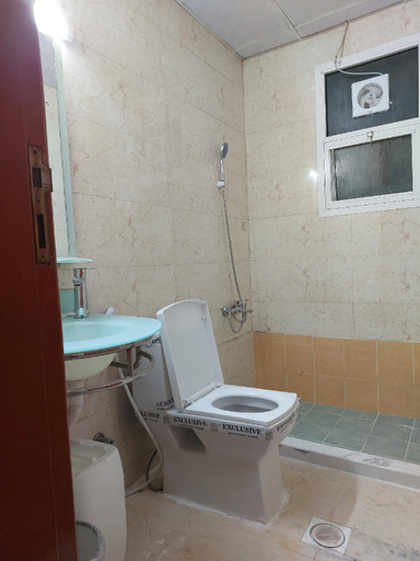 Bathroom 2, Benitah Capsule Hostel, Family room and Partitions, Dubai