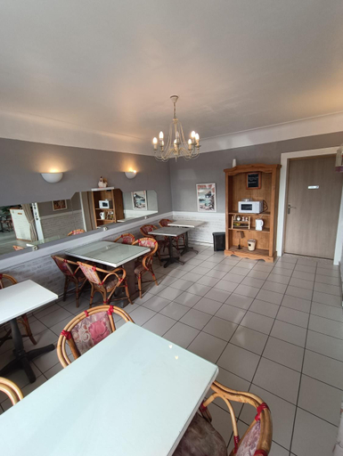 Others 3, Hotel Le Beauregard, Ain