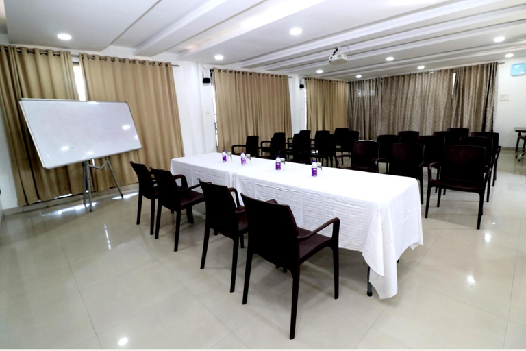 Others 5, Girnar Hotel, Aurangabad