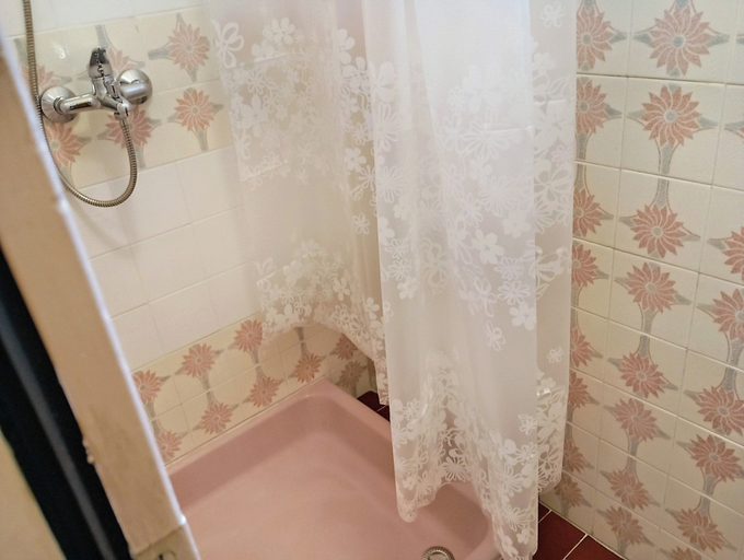 Bathroom 5, Cozy Trogir Apartment with 3 Bedrooms, Okrug