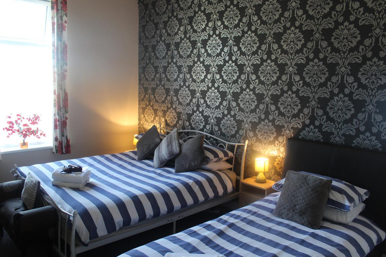 Bedroom 3, The Vale Hotel, Kingston upon Hull