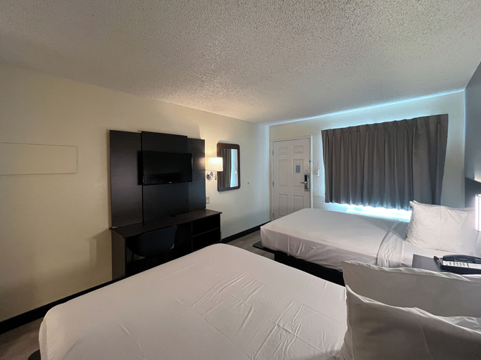 Bedroom 2, Motel 6 Las Vegas, NV - Strip, Clark