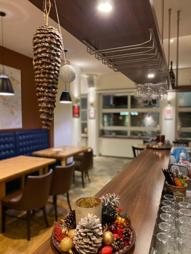 Food & Drinks 3, Central, Obwalden