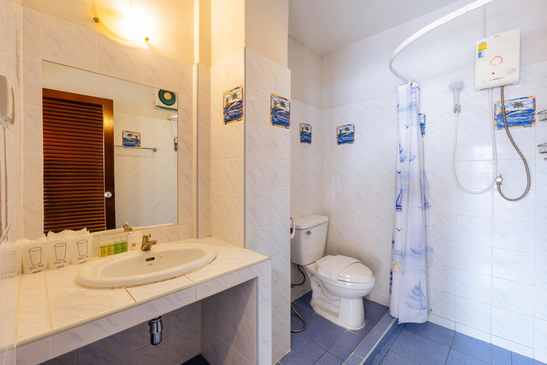 Bathroom 4, Huahin Star Hotel, Hua Hin