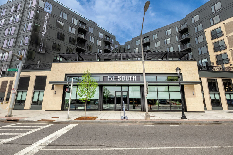 Exterior & Views, 51 South, Westchester