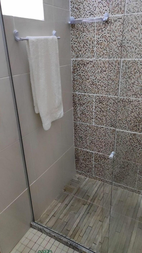 Bathroom 3, Hostel Vista Mar, Porto Seguro