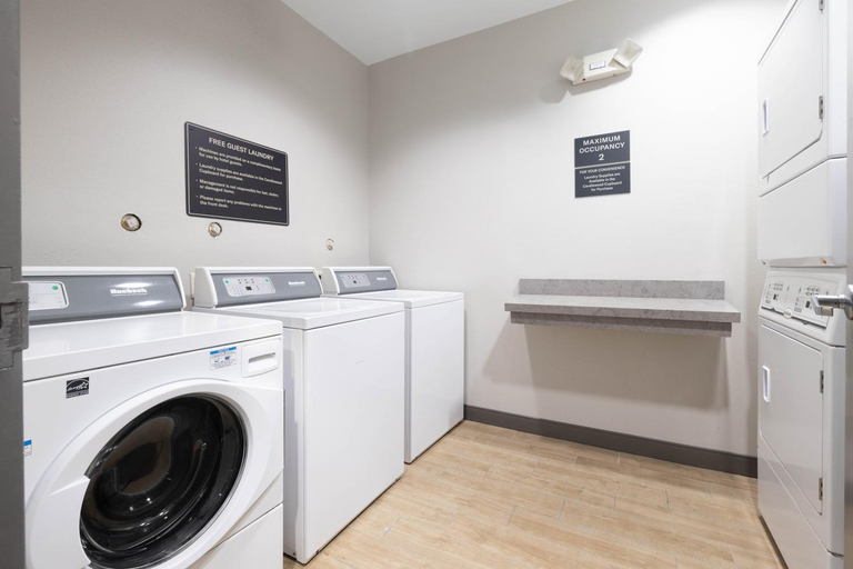 Bathroom 4, Candlewood Suites Beltway 8/Westheimer By IHG, Houston