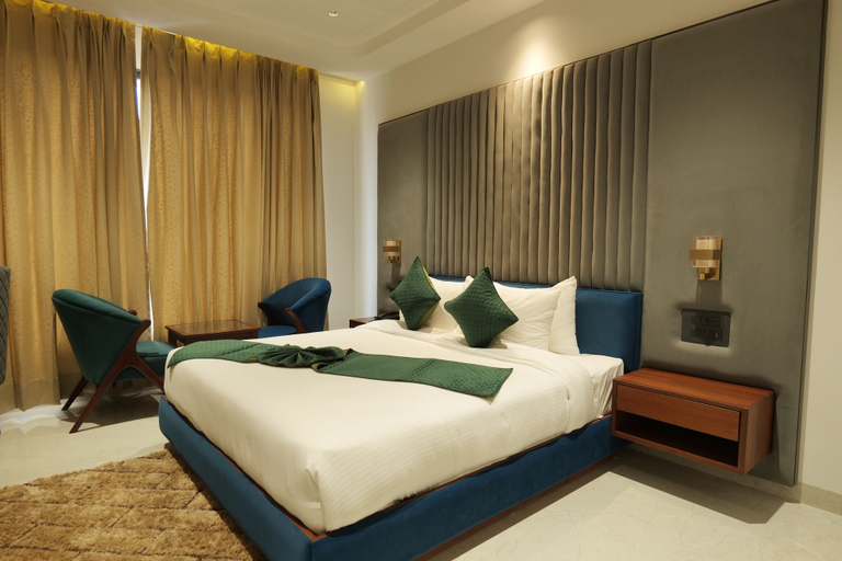 Bedroom 3, THE KEMBERLY HOTEL, Sahibzada Ajit Singh Nagar