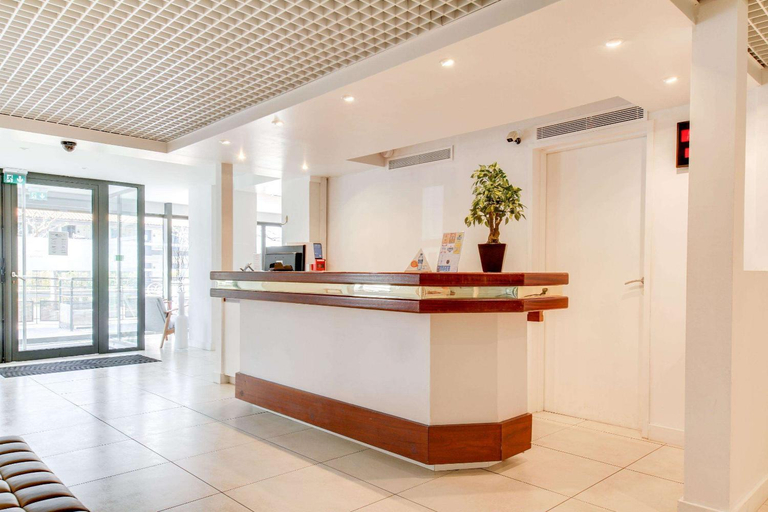 Public Area 2, Brit Hotel Porte d'Espagne, Pyrénées-Orientales