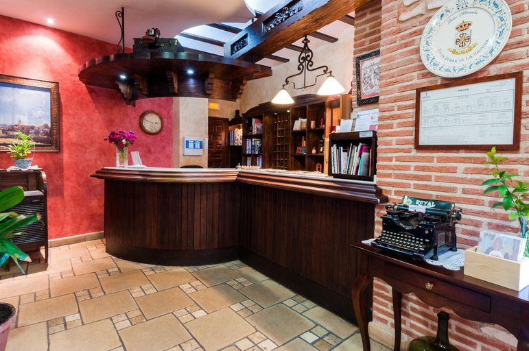 Public Area 2, Dona Manuela, Ciudad Real