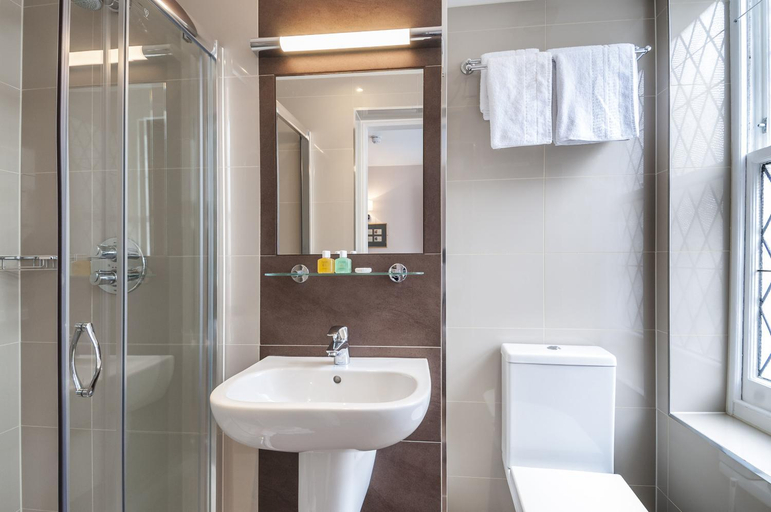 Bathroom 5, Judd Hotel, London