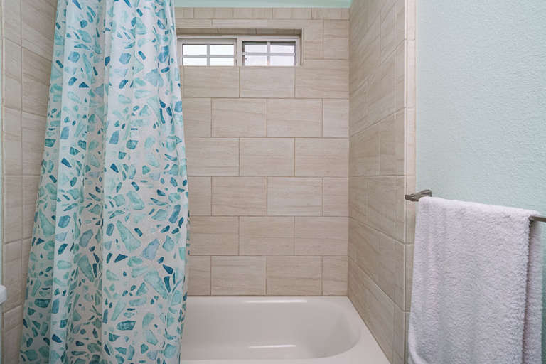 Bathroom 4, Casa de Rockport by Miss Kitty’s, Aransas