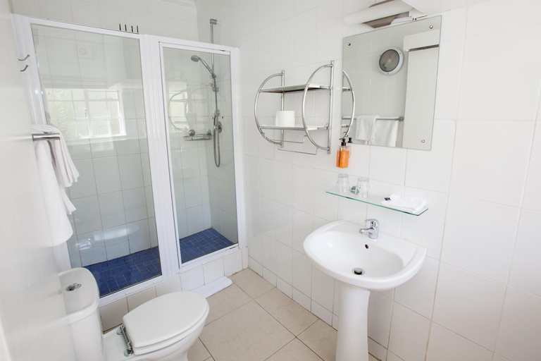 Bathroom, Brenwin Guest House, City of Cape Town
