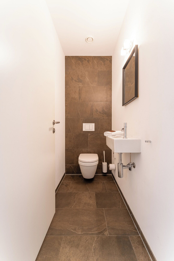Bathroom 4, Alpinresort Damüls, Bregenz