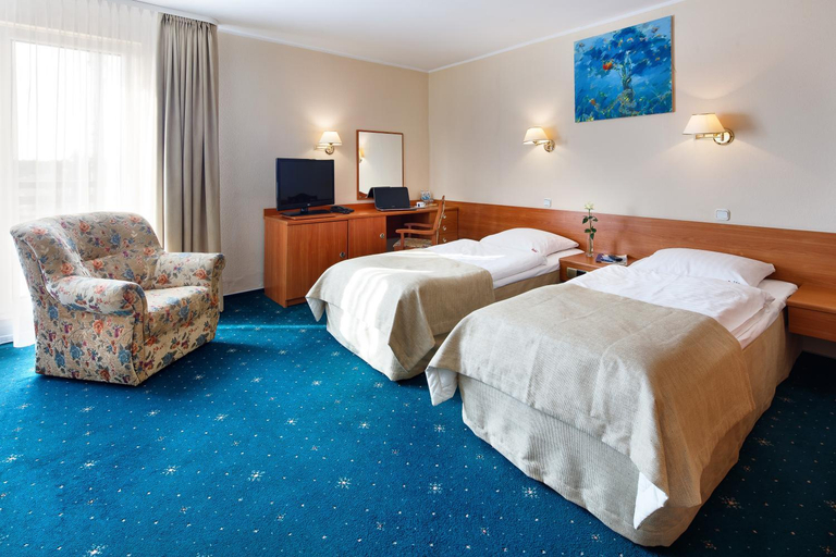 Bedroom 3, Hotel Wodnik, Lębork