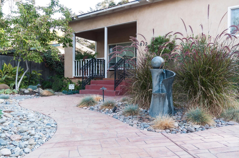 Room 3, Seq Parks-hot Tub Fire Pit Koi Pond Outdoor Kitch, Tulare