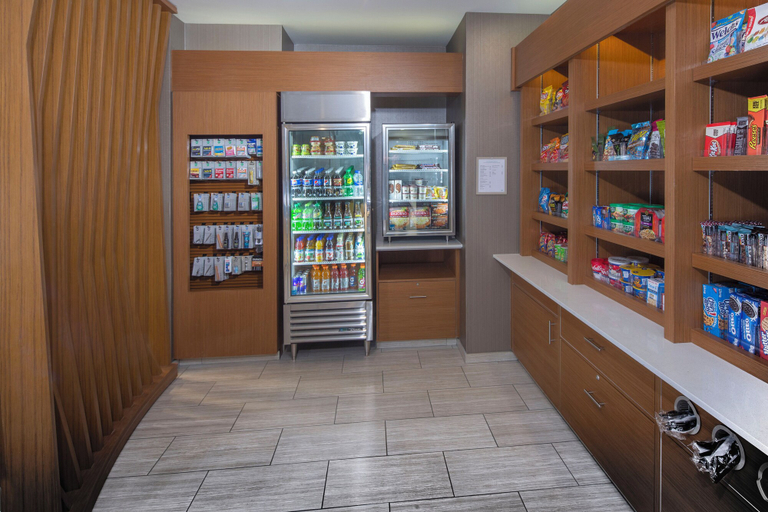Food & Drinks 5, SpringHill Suites by Marriott Newark Downtown, New Castle