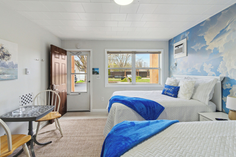 Bedroom 2, Pleasant Valley Resort, Manistee