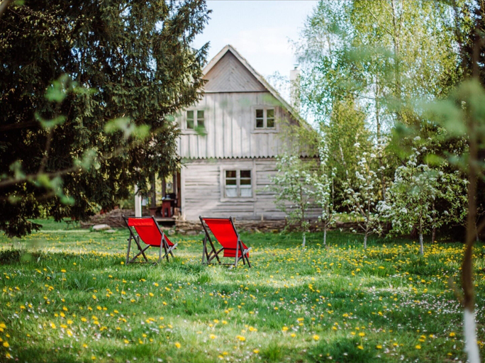 Garden 4, Holiday Home in Belczna Near Klepnicko Lake, Łobez