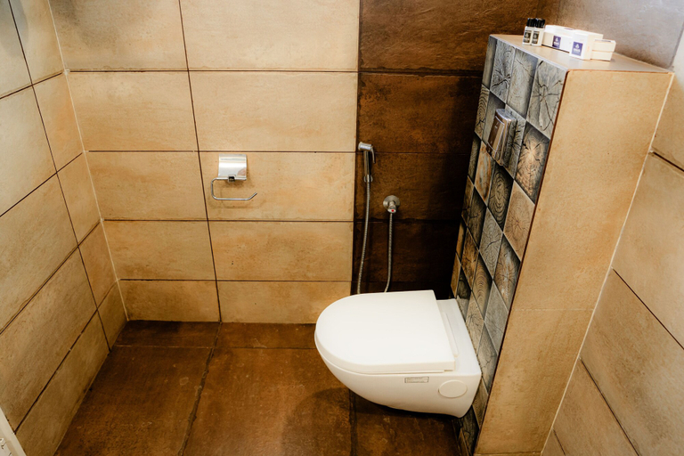 Bathroom 4, Floresta resorts, Idukki