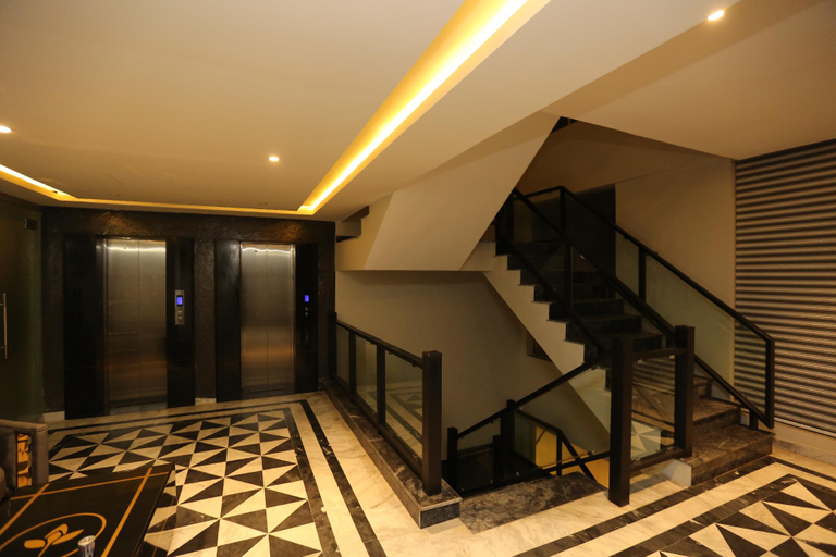Others 3, Brick House Hotel, Lahore