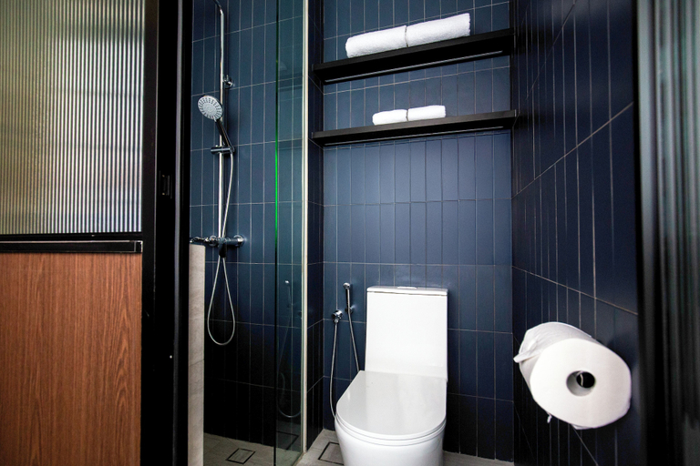 Bathroom 4