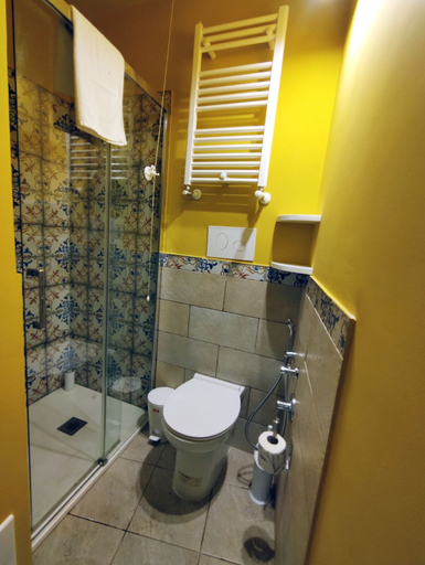 Bathroom 2, Dimora Lecerf, Palermo