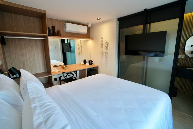 Bedroom 6