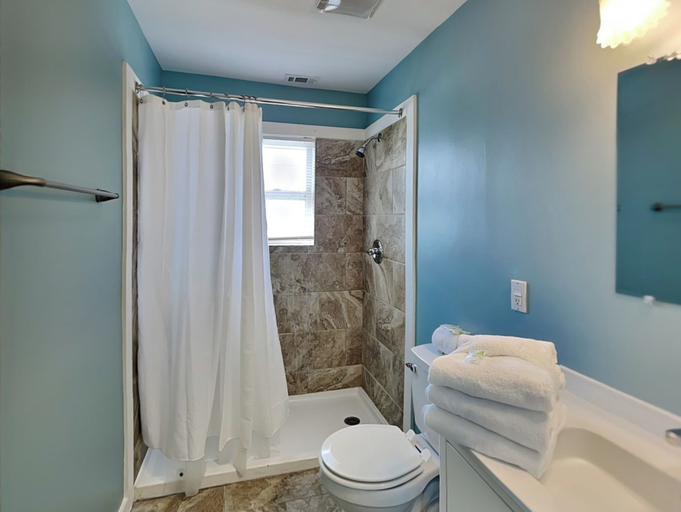 Bathroom 4, PC Beach Retreat D by Resort Collection, Bay