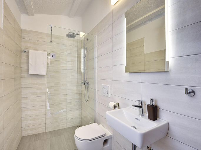 Bathroom, Villa in Pula with Private Pool  BBQ, Pula