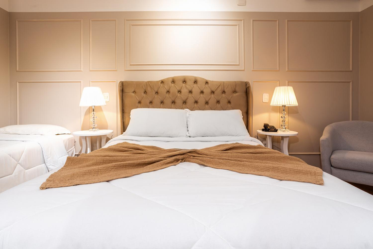 Bedroom 3, Hotel Petropolis, Nova Palma