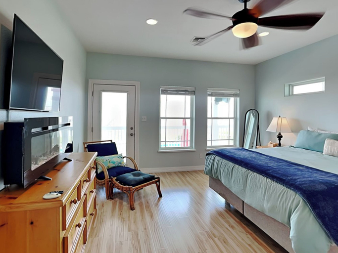 Bedroom 2, Papa's Place by Miss Kitty’s, Refugio