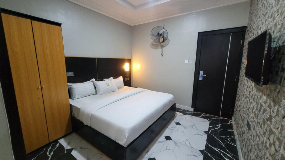 Bedroom 3, The Charis Hotel And Suites, Obio/Akp